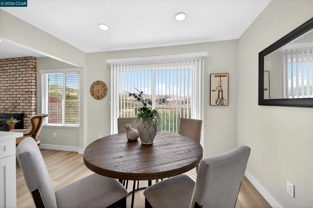 20 Fairway Court Pittsburg CA 94565