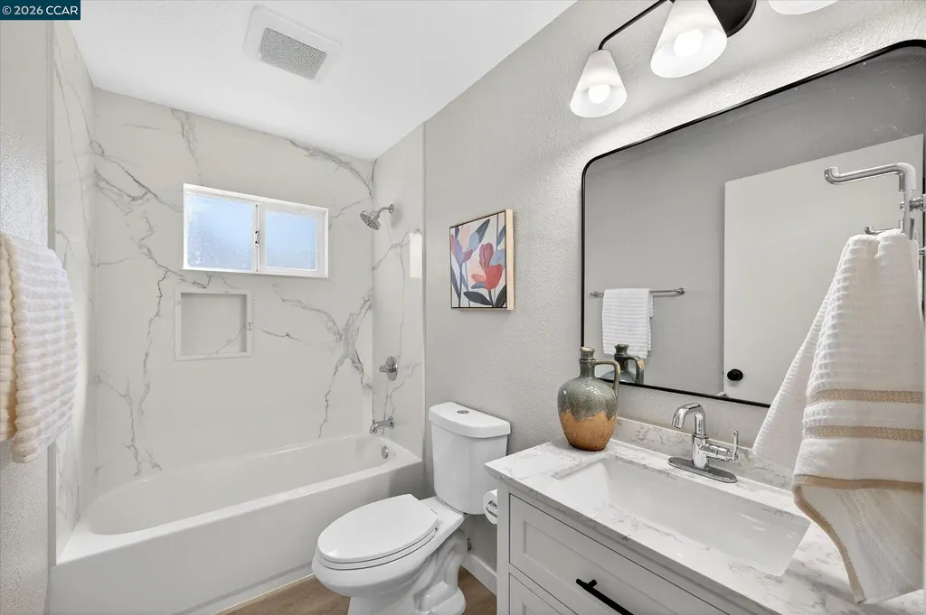20 Fairway Court Pittsburg CA 94565