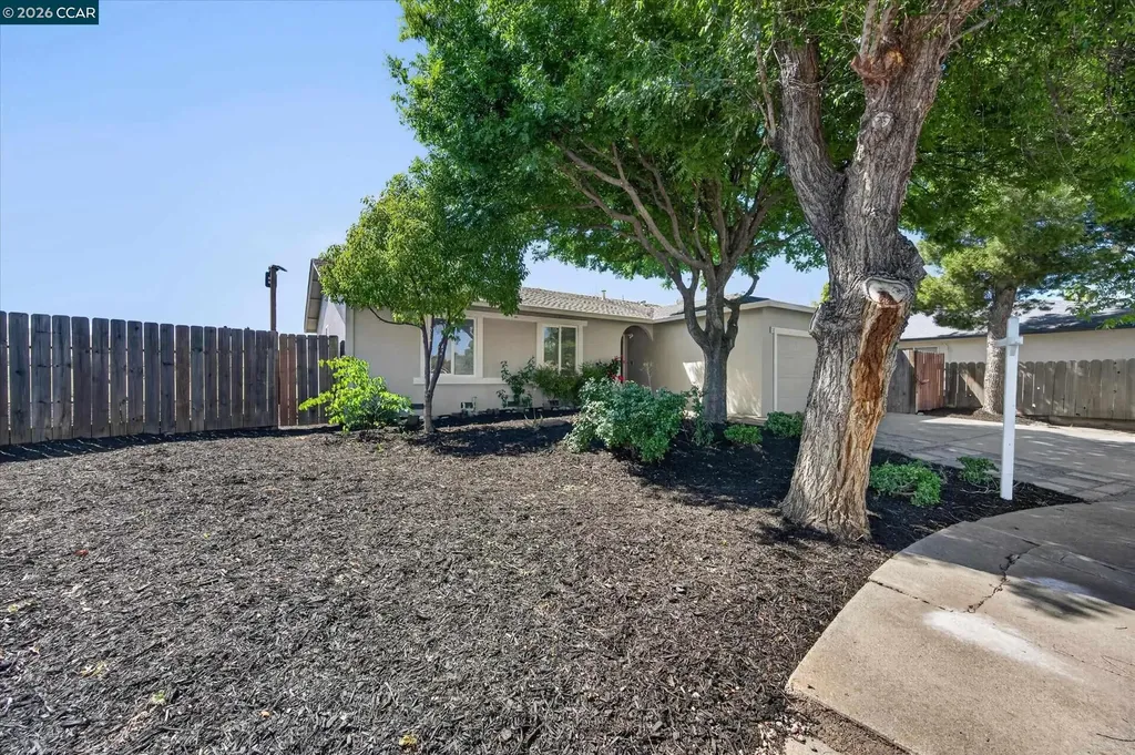 20 Fairway Court Pittsburg CA 94565