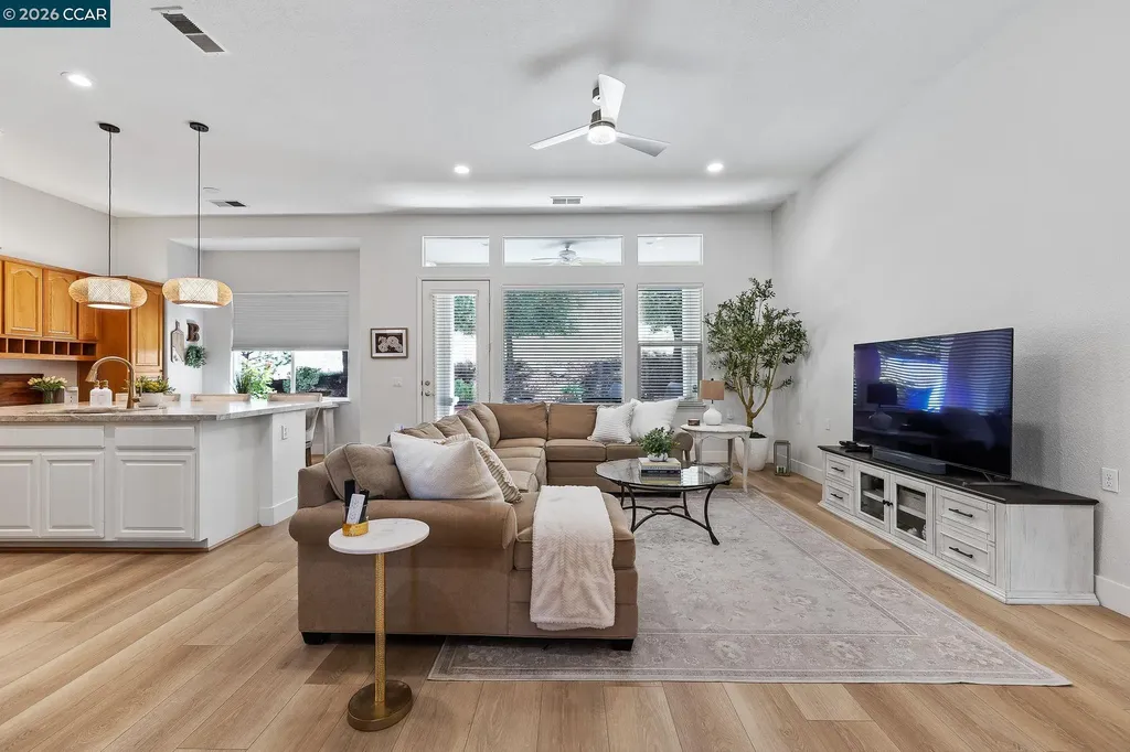 346 Gladstone Drive Brentwood CA 94513