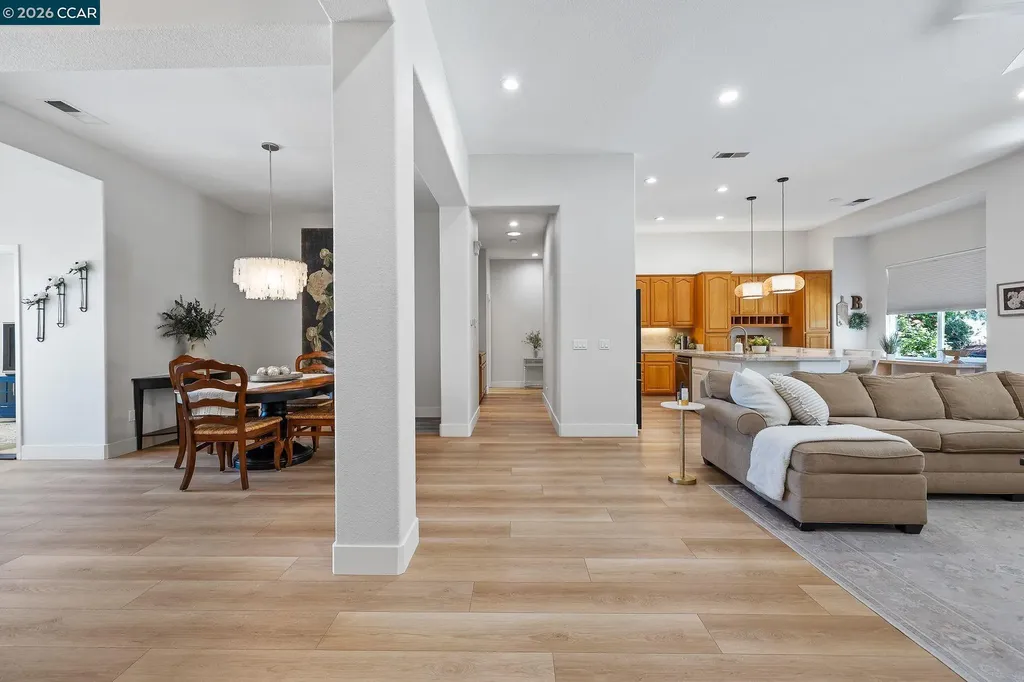 346 Gladstone Drive Brentwood CA 94513