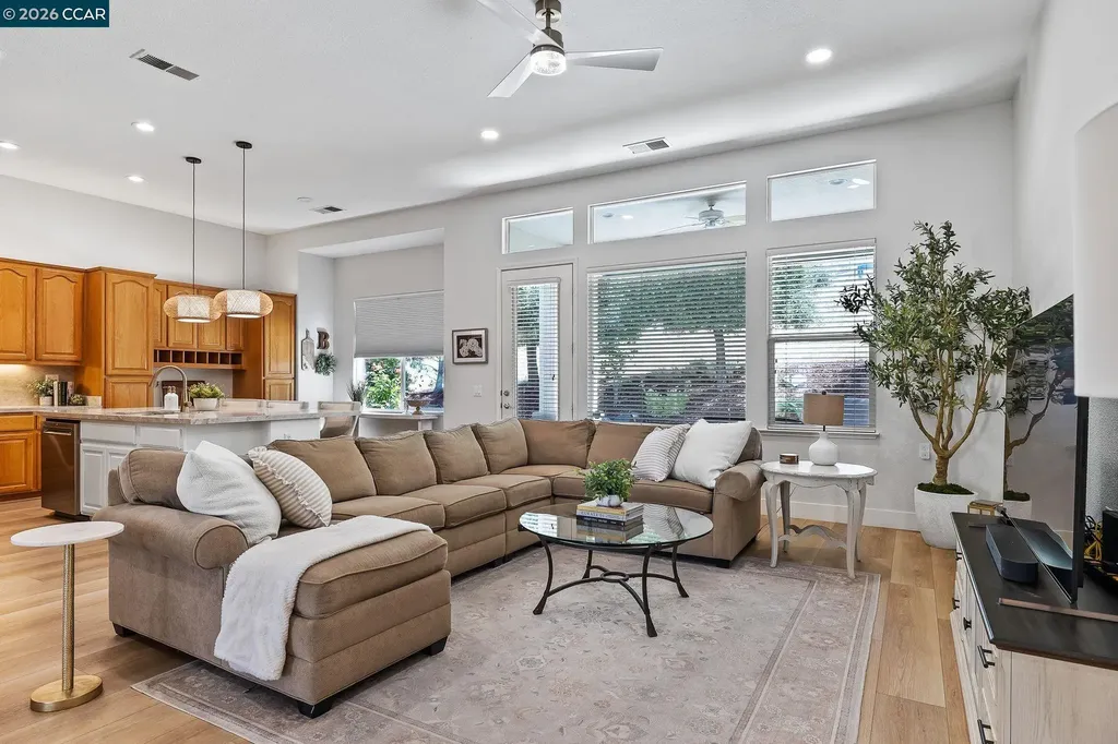 346 Gladstone Drive Brentwood CA 94513