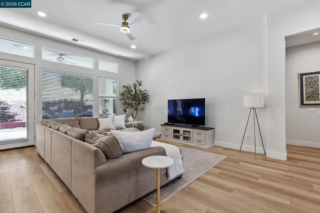 346 Gladstone Drive Brentwood CA 94513