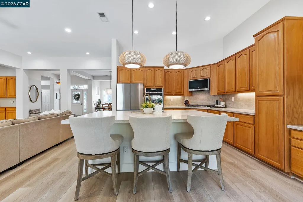 346 Gladstone Drive Brentwood CA 94513