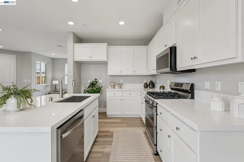 208 Mindy Way Pittsburg CA 94565