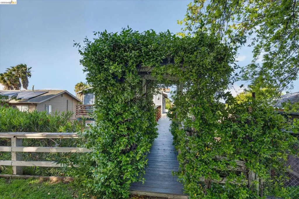 5014 Sandmound Boulevard Oakley CA 94561
