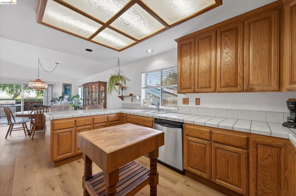 5014 Sandmound Boulevard Oakley CA 94561