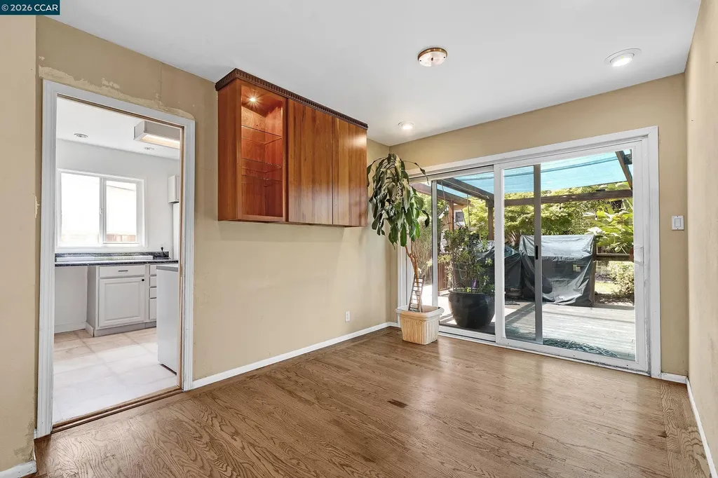 17380 Via San Ardo San Lorenzo CA 94580