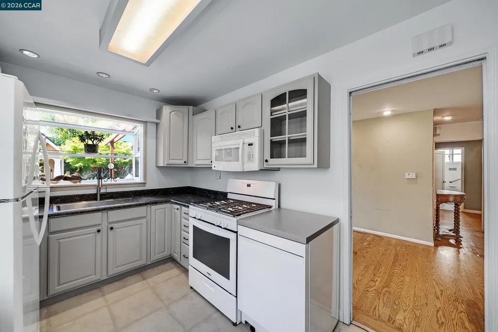 17380 Via San Ardo San Lorenzo CA 94580