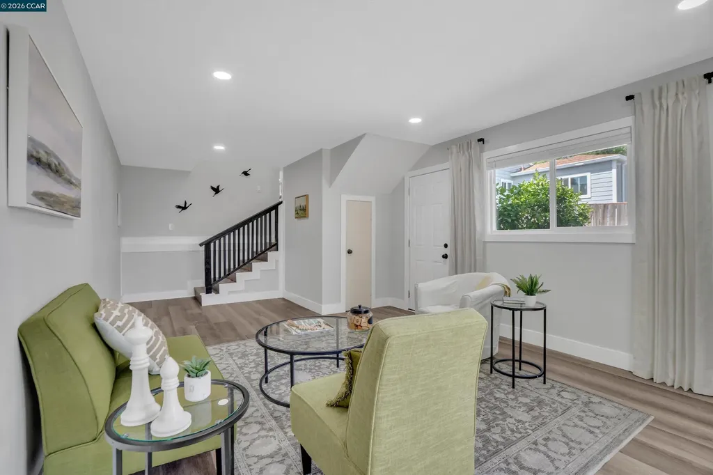2131 Pomona Avenue Martinez CA 94553