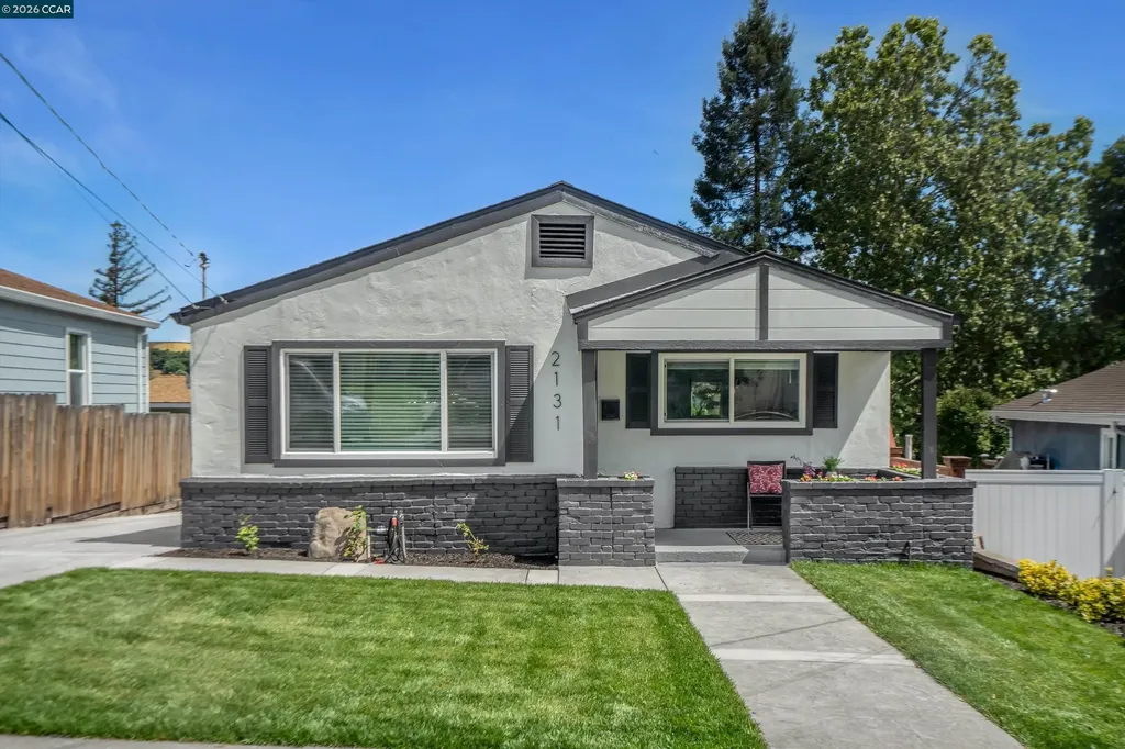 2131 Pomona Avenue Martinez CA 94553