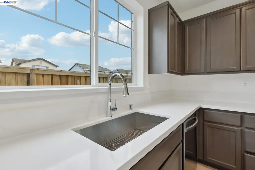 230 Mindy Way Pittsburg CA 94565