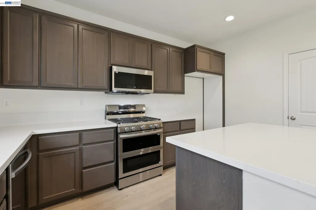 230 Mindy Way Pittsburg CA 94565