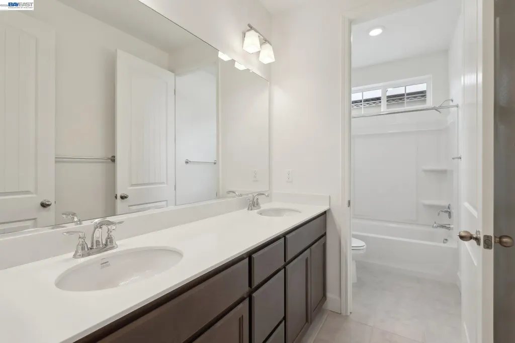 230 Mindy Way Pittsburg CA 94565