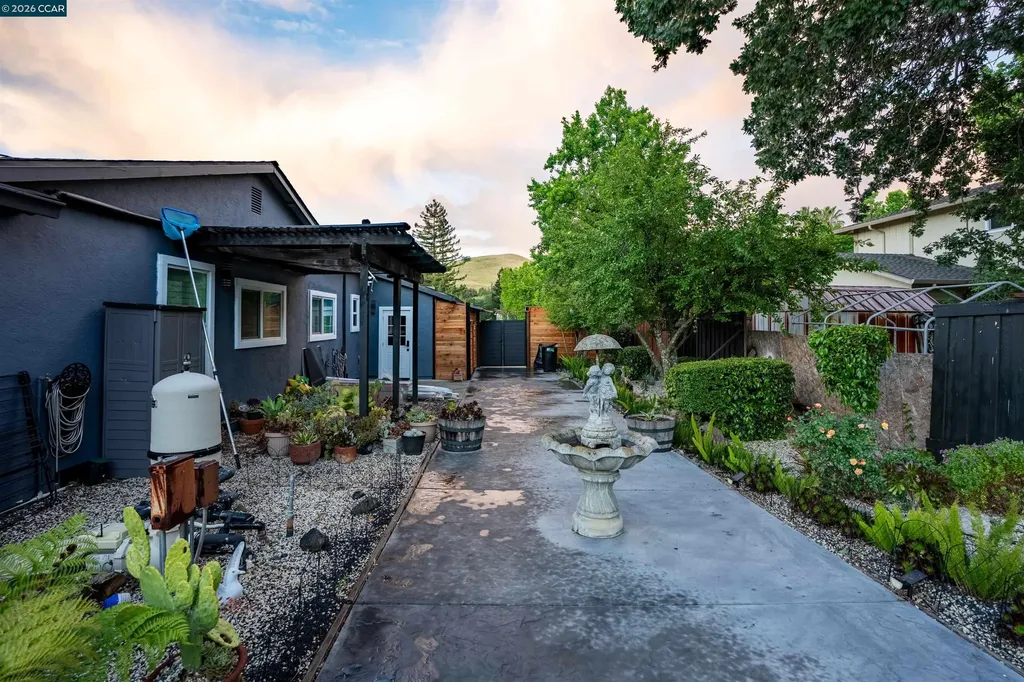 1199 Gamay Drive Clayton CA 94517
