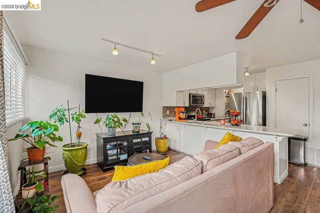 1454 Newhall Parkway Concord CA 94521