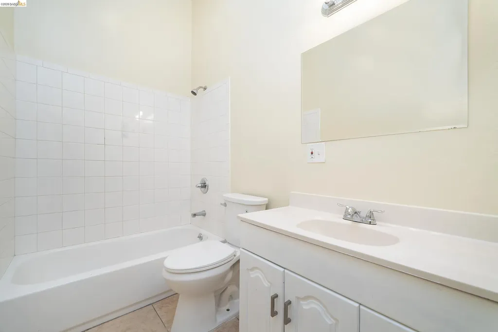 5418 Telegraph Avenue Oakland CA 94609