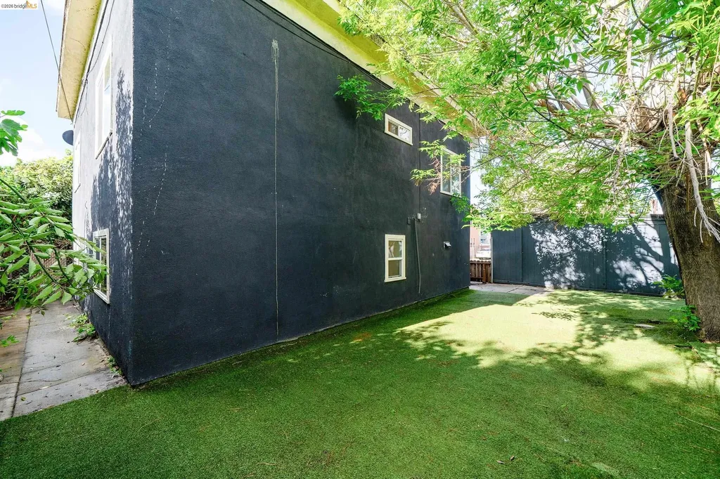 5418 Telegraph Avenue Oakland CA 94609