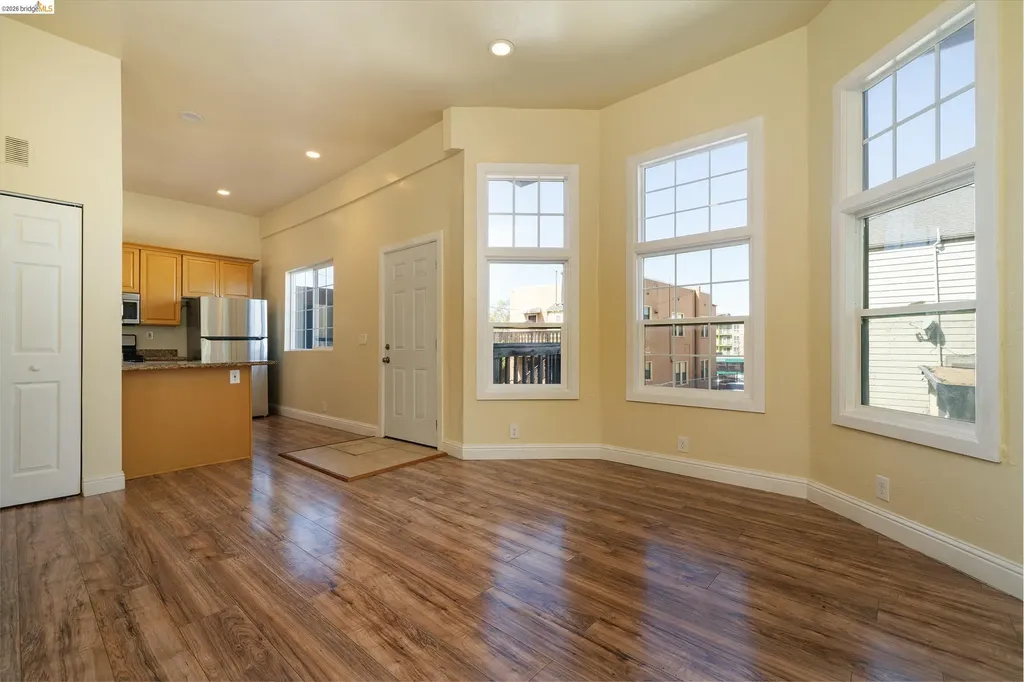 5418 Telegraph Avenue Oakland CA 94609