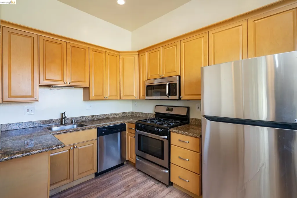 5418 Telegraph Avenue Oakland CA 94609