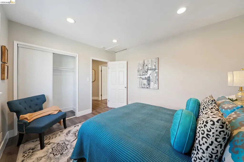 1944 20th Street Oakland CA 94606