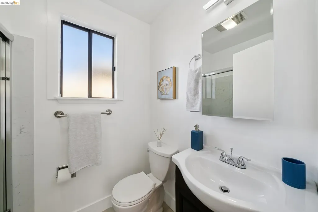 1944 20th Street Oakland CA 94606