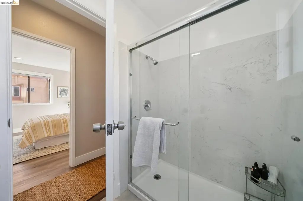1944 20th Street Oakland CA 94606