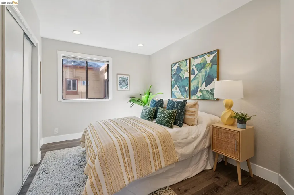 1944 20th Street Oakland CA 94606