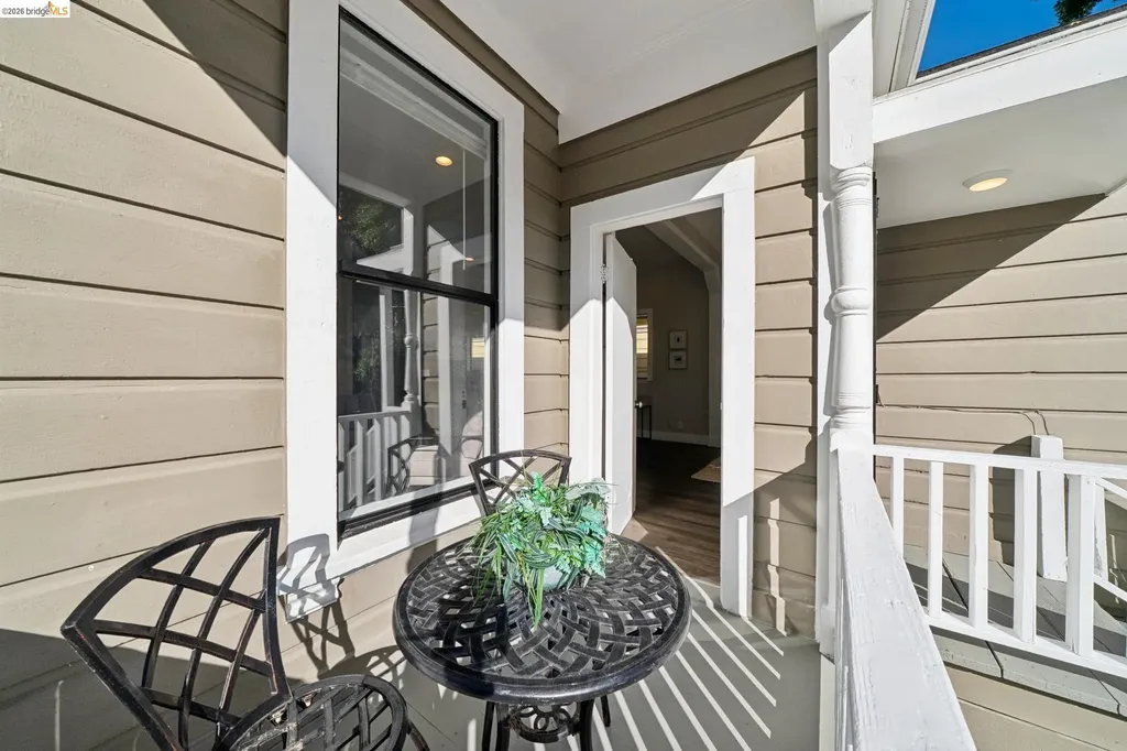 1944 20th Street Oakland CA 94606