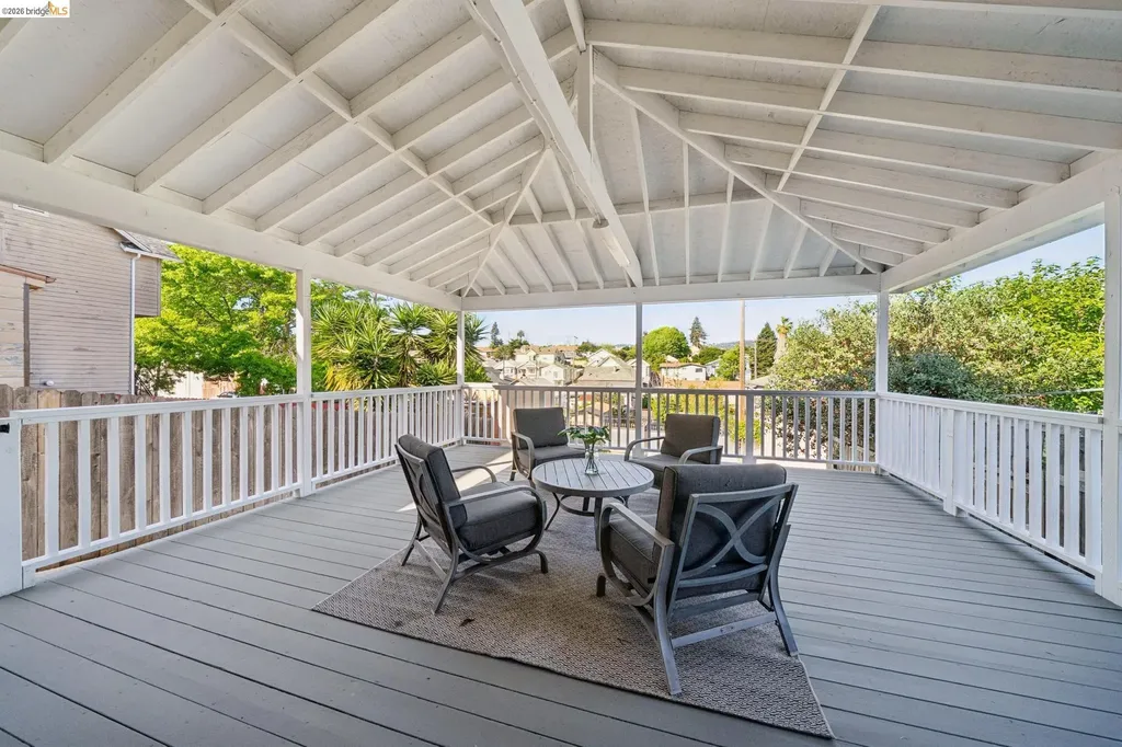 1944 20th Street Oakland CA 94606
