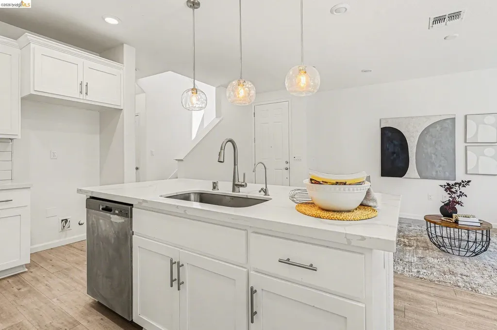 38 Fern Lane Pittsburg CA 94565