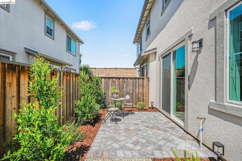 38 Fern Lane Pittsburg CA 94565