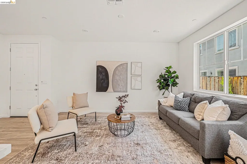 38 Fern Lane Pittsburg CA 94565