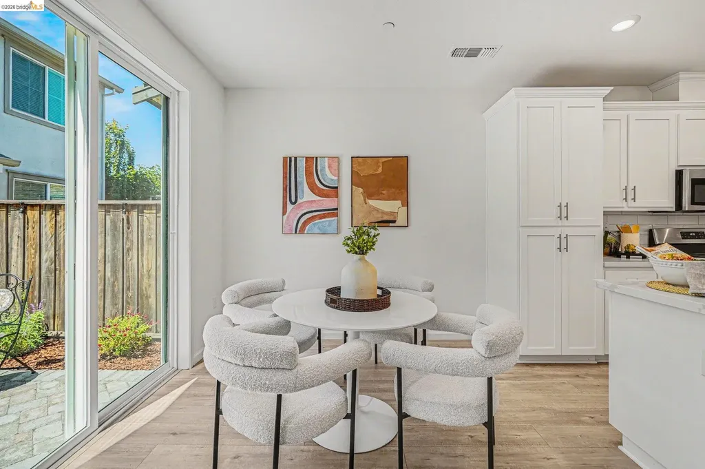 38 Fern Lane Pittsburg CA 94565