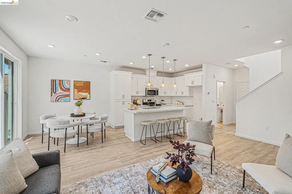 38 Fern Lane Pittsburg CA 94565