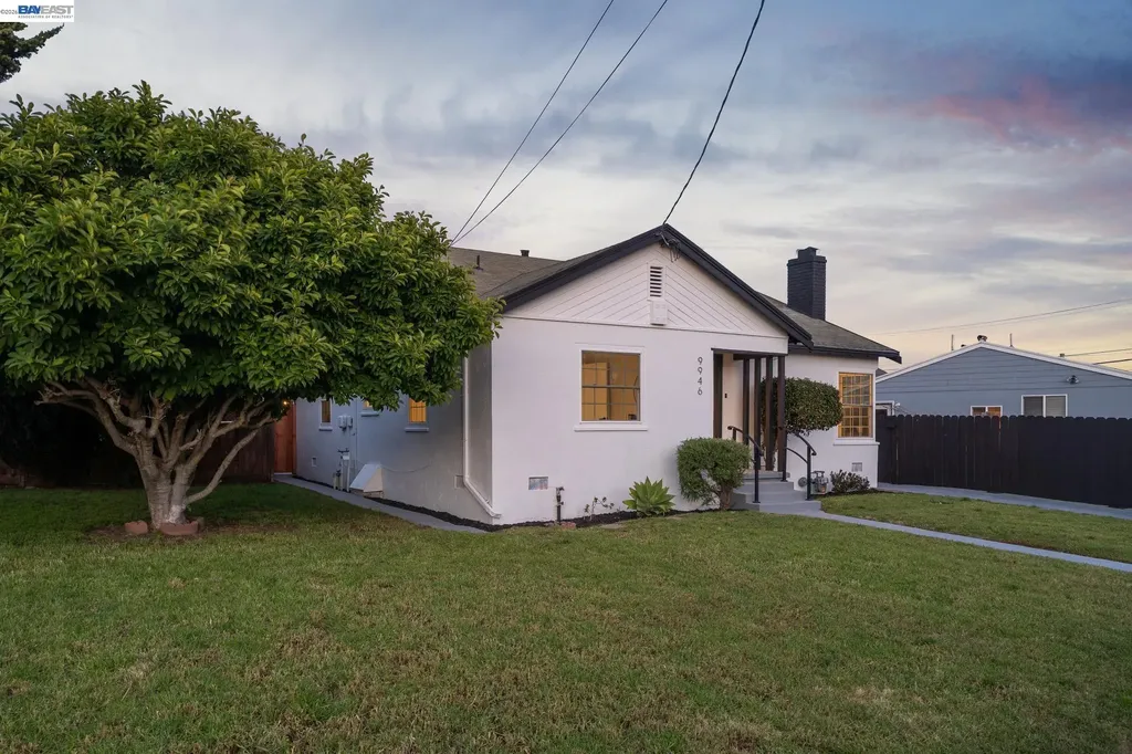 9946 Dante Avenue Oakland CA 94603