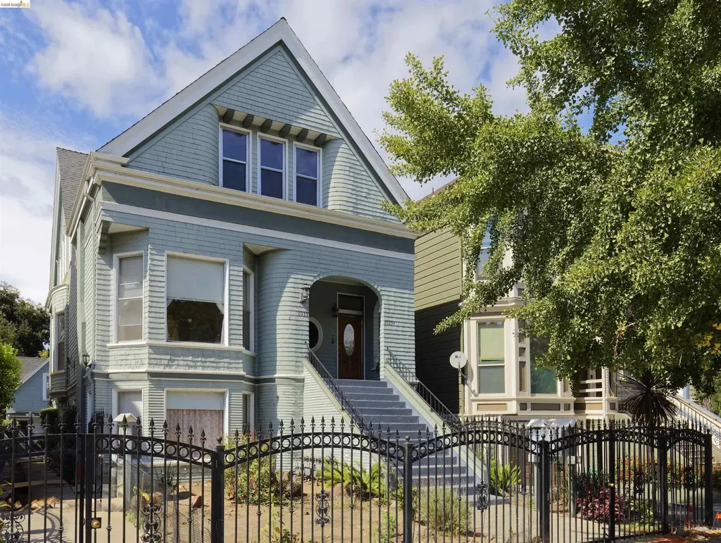 1033 Magnolia Oakland CA 94607