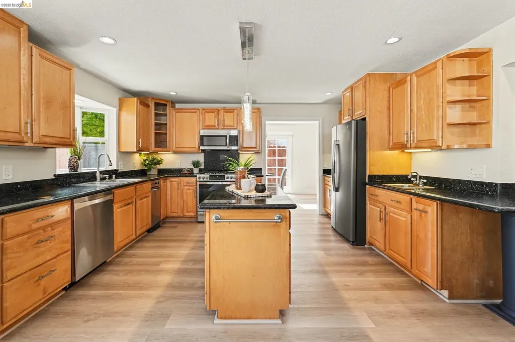 2092 Casa Grande Street Benicia CA 94510