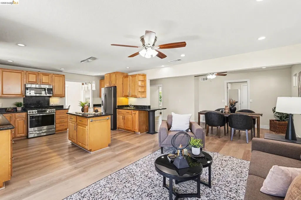2092 Casa Grande Street Benicia CA 94510