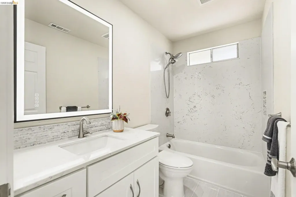 2092 Casa Grande Street Benicia CA 94510