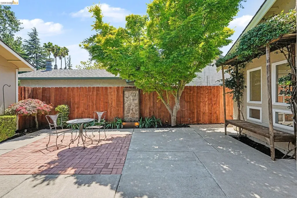 2092 Casa Grande Street Benicia CA 94510