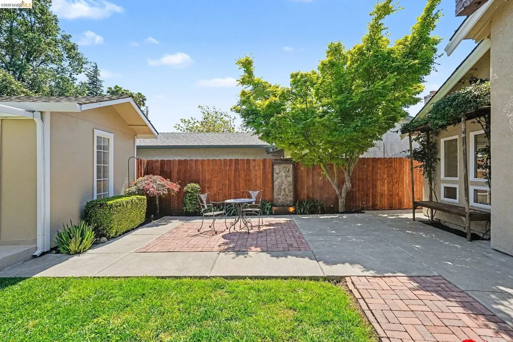 2092 Casa Grande Street Benicia CA 94510