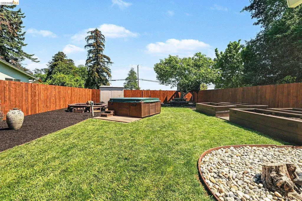 2092 Casa Grande Street Benicia CA 94510