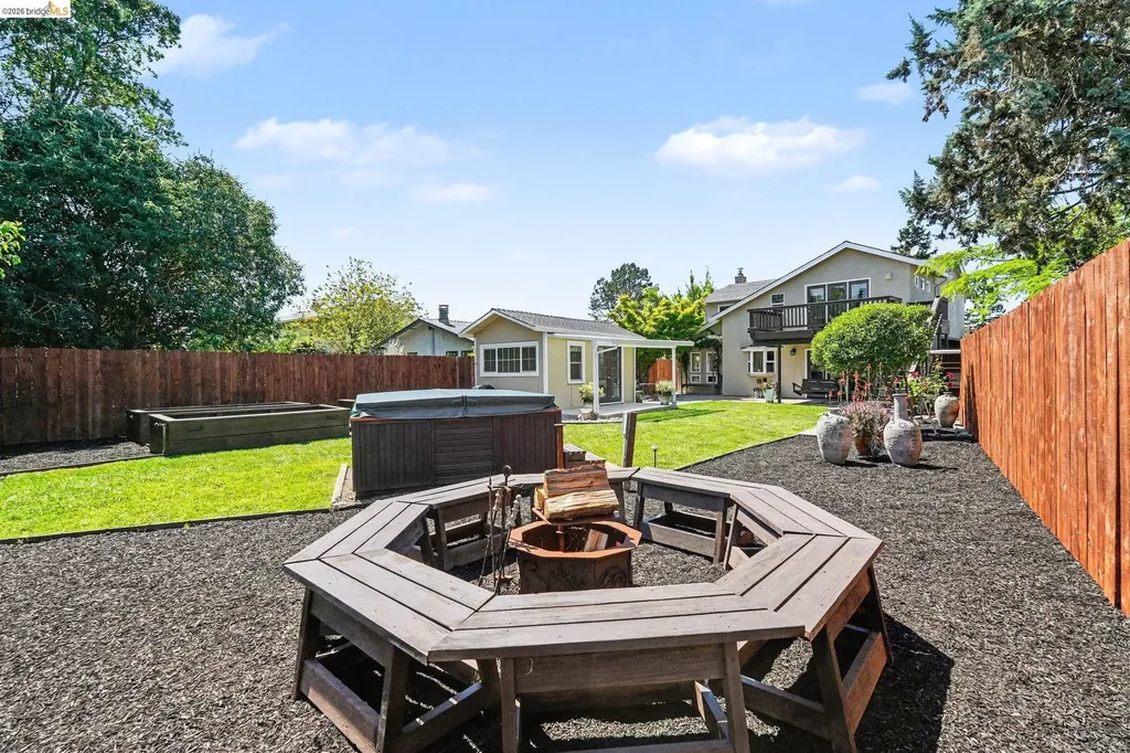 2092 Casa Grande Street Benicia CA 94510