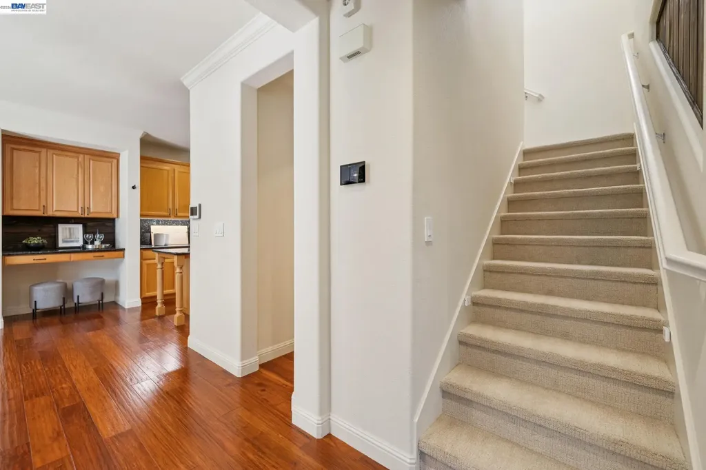 2421 Haile Street Alameda CA 94501