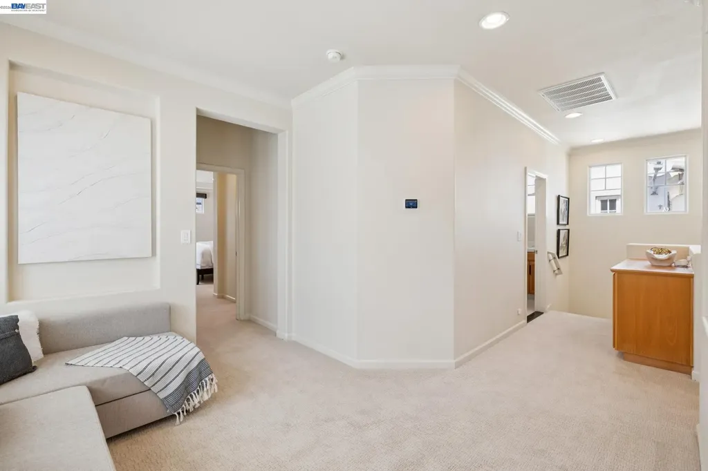 2421 Haile Street Alameda CA 94501