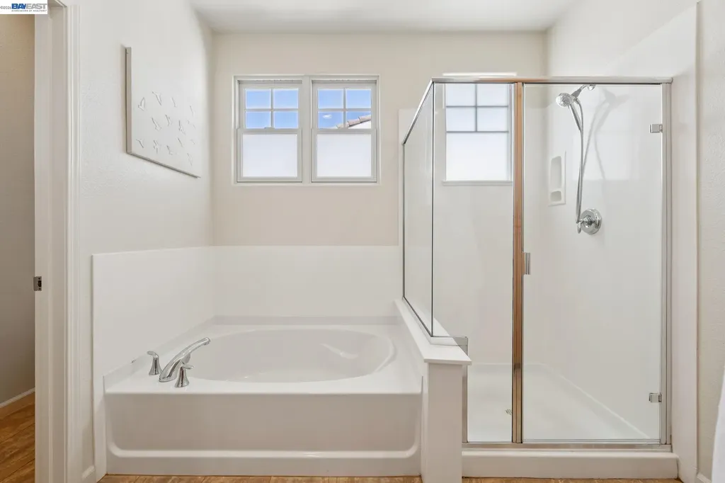2421 Haile Street Alameda CA 94501