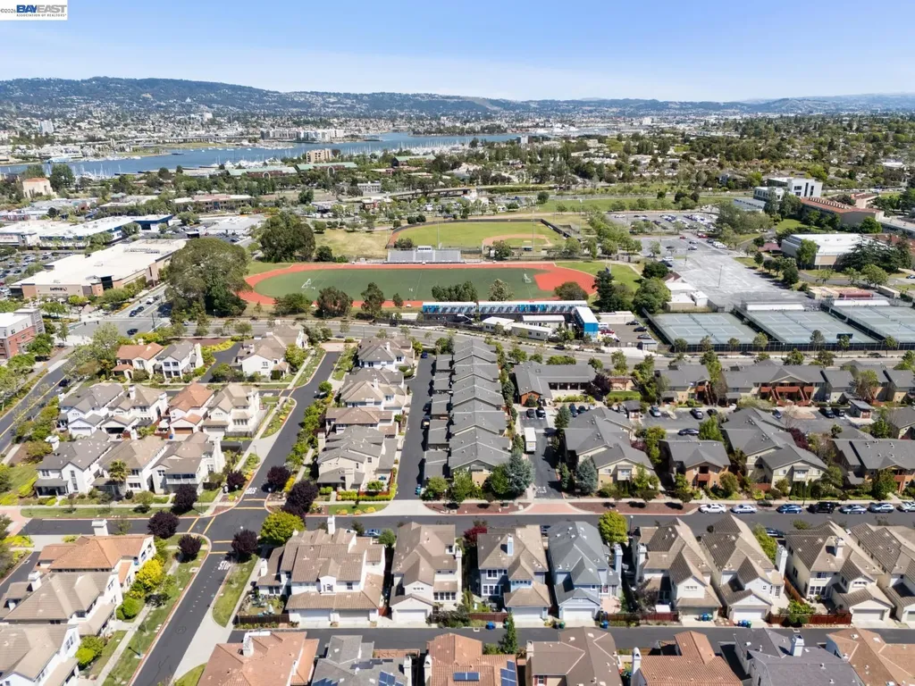 2421 Haile Street Alameda CA 94501