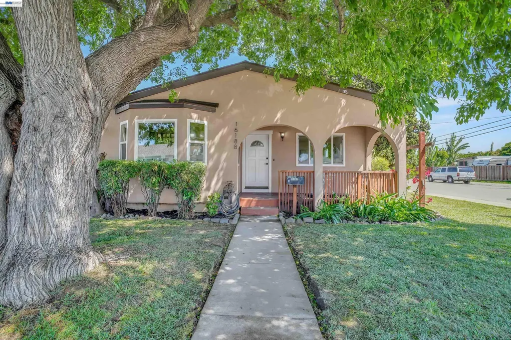 16188 Yale Avenue Ashland CA 94580