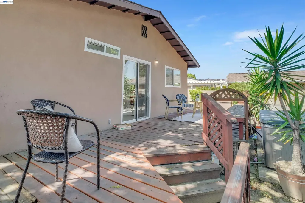 16188 Yale Avenue Ashland CA 94580